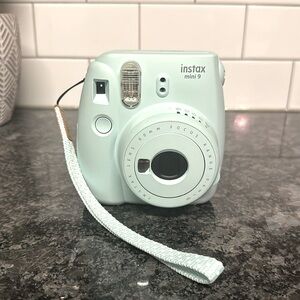 Fujifilm Instax Camera Mini 9